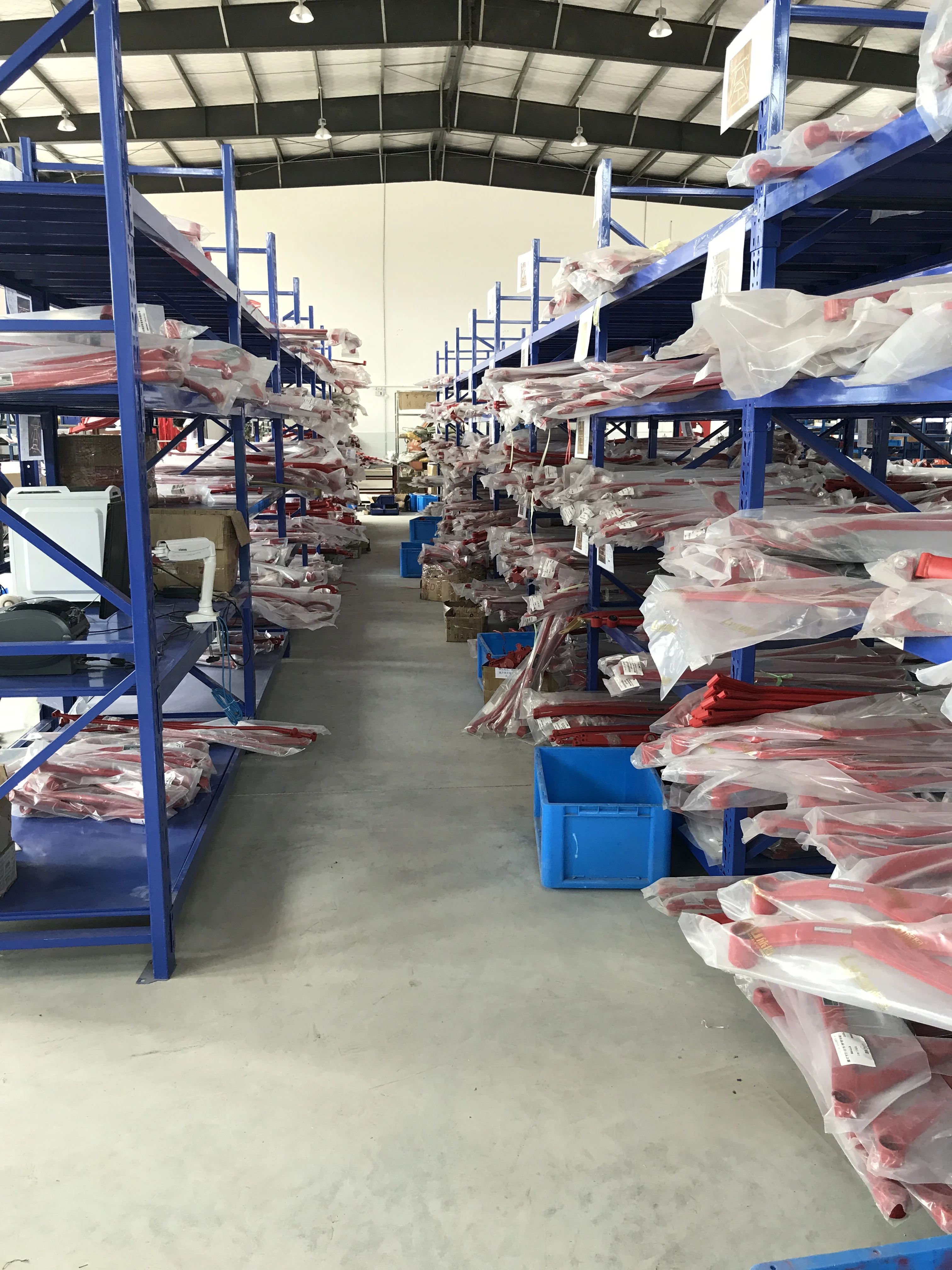 Warehouse stock for sway bars and chassis parts